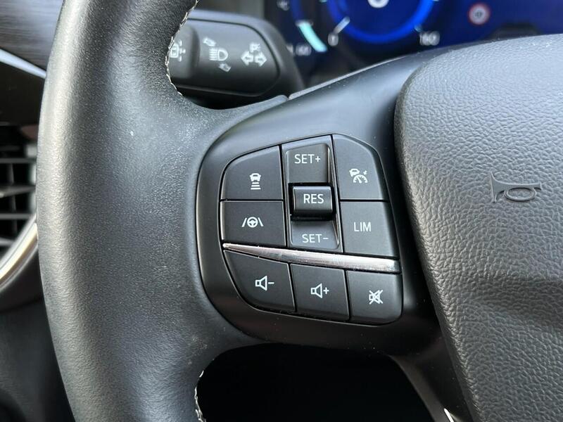 FORD KUGA KUGA 2.5 VIGNALE 5d 222 BHP 1 OWNER|DRIVER ASSISTANCE PACK - U10300