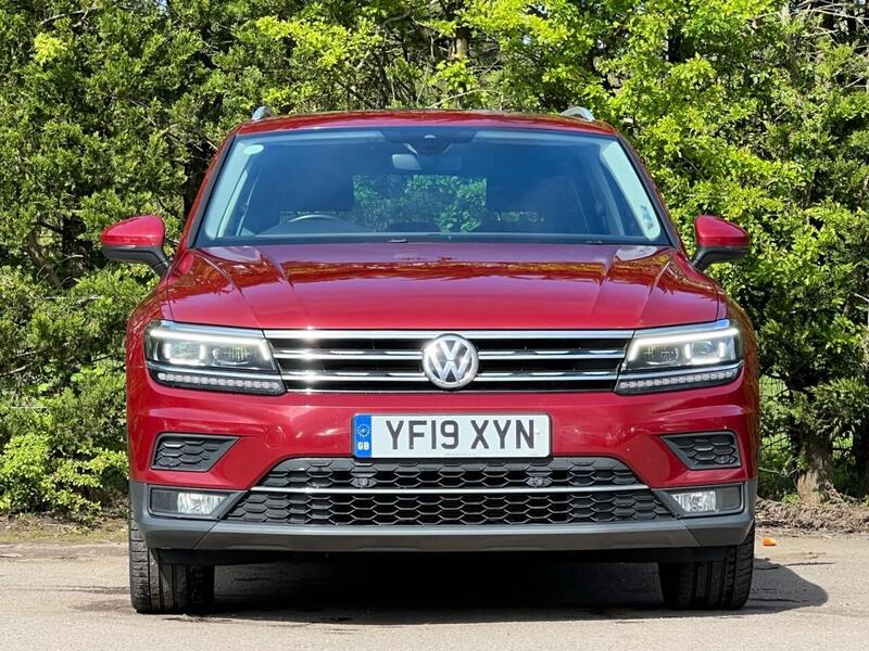 VOLKSWAGEN TIGUAN TIGUAN 2.0 SEL TDI 5d 148 BHP 1 OWNER FROM NEW|FULL VW HISTORY Estate Manual Diesel | PANORAMIC - U10306