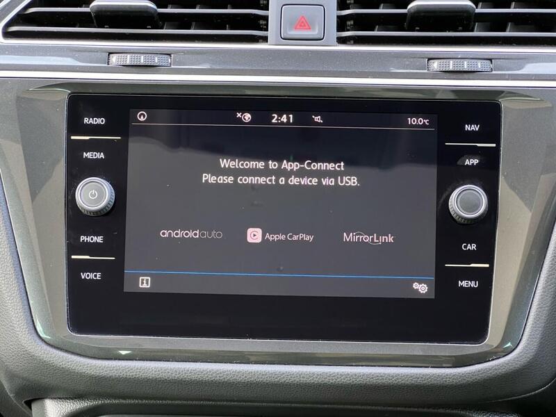 VOLKSWAGEN TIGUAN TIGUAN 2.0 SEL TDI 5d 148 BHP 1 OWNER FROM NEW|FULL VW HISTORY Estate Manual Diesel | PANORAMIC - U10306