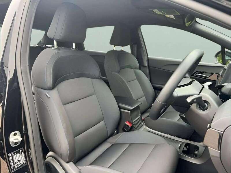 MG MG 4 MG 4 0.0 SE 5d 168 BHP 1 OWNER FROM NEW|VAT QUALIFYING Hatchback Automatic Electric Hatchback - U10308