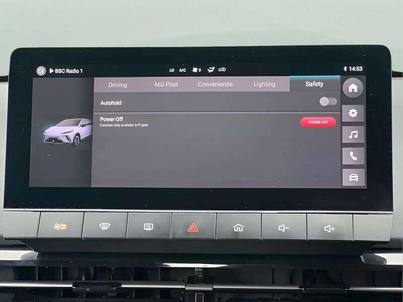 MG MG 4 MG 4 0.0 SE 5d 168 BHP 1 OWNER FROM NEW|VAT QUALIFYING Hatchback Automatic Electric Hatchback - U10308