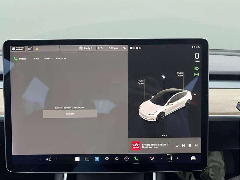 TESLA Model 3 Standard Range Plus Saloon 4dr Electric Auto RWD (241 bhp) Saloon Automatic Electric - U10314