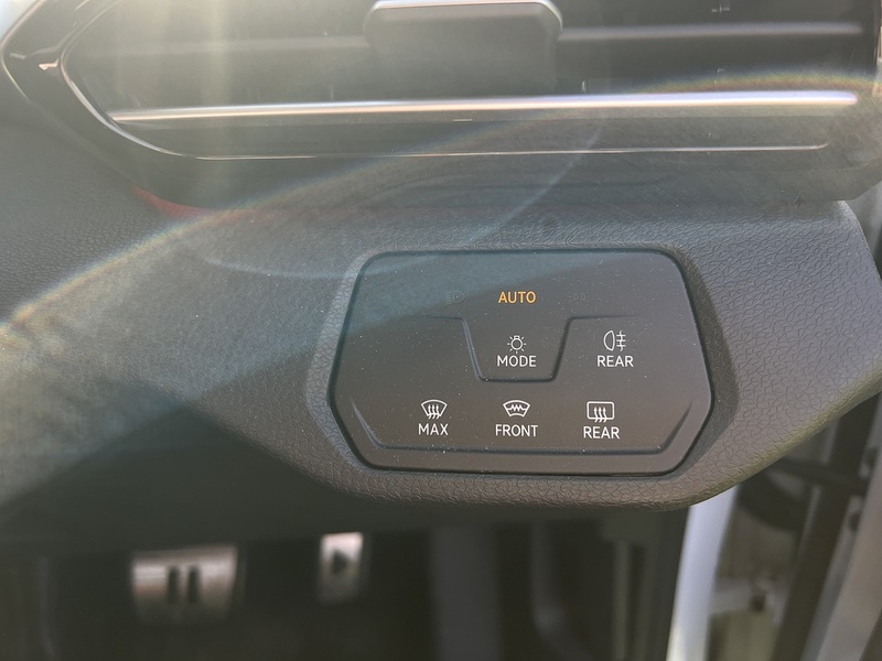 Volkswagen ID.4 Pro Performance 77kWh Life SUV 5dr Electric Auto (204 ps) - U10315