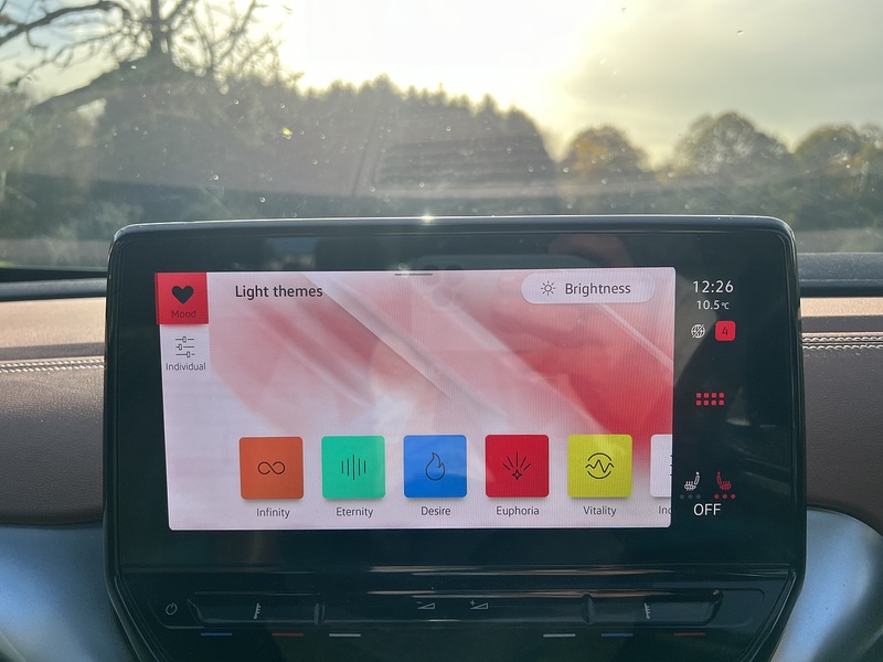 Volkswagen ID.4 Pro Performance 77kWh Life SUV 5dr Electric Auto (204 ps) - U10315