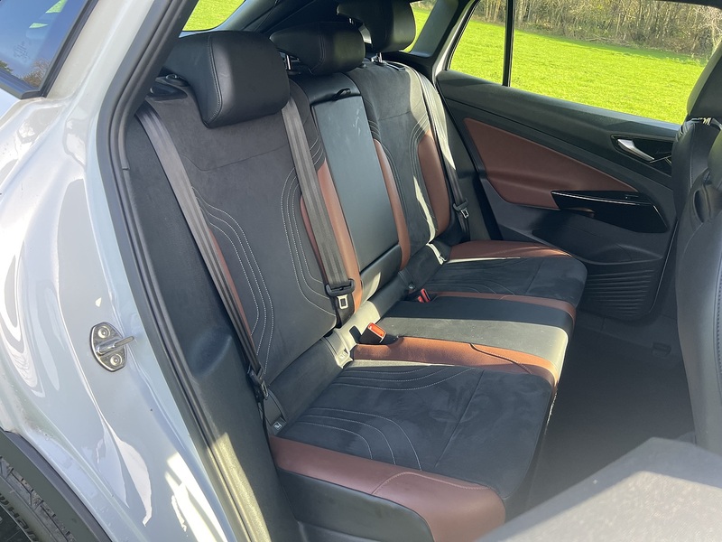 Volkswagen ID.4 Pro Performance 77kWh Life SUV 5dr Electric Auto (204 ps) - U10315