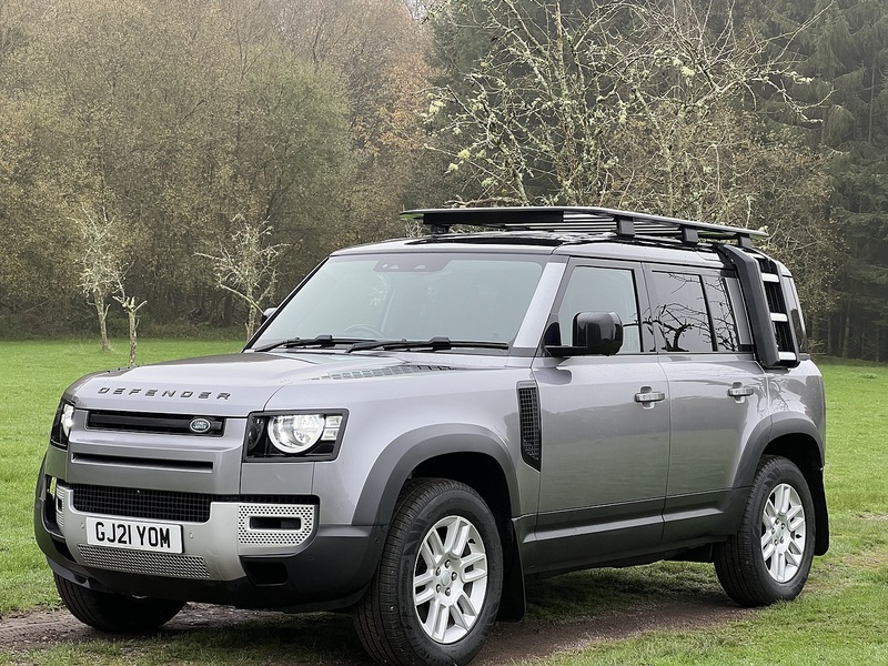 Land Rover Defender 110 3.0 D200 MHEV S SUV 5dr Diesel Auto 4WD Euro 6 (s/s) (200 ps) SUV Automatic Diesel | FULL LAND ROVER - U10324