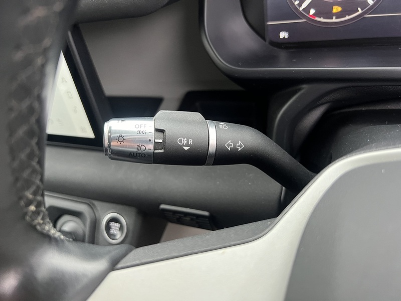Land Rover Defender 110 3.0 D200 MHEV S SUV 5dr Diesel Auto 4WD Euro 6 (s/s) (200 ps) SUV Automatic Diesel | FULL LAND ROVER - U10324