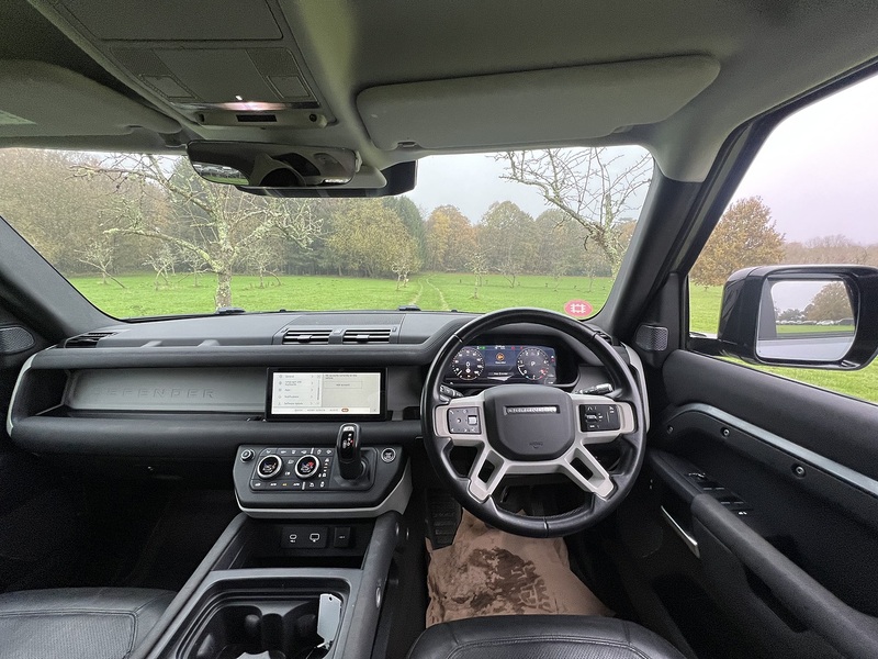 Land Rover Defender 110 3.0 D200 MHEV S SUV 5dr Diesel Auto 4WD Euro 6 (s/s) (200 ps) SUV Automatic Diesel | FULL LAND ROVER - U10324