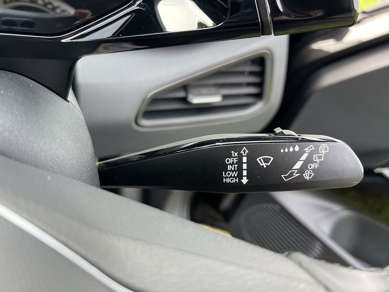 Volkswagen ID.3 Pro Performance 58kWh 1ST Edition Hatchback 5dr Electric Auto (204 ps) - U10361