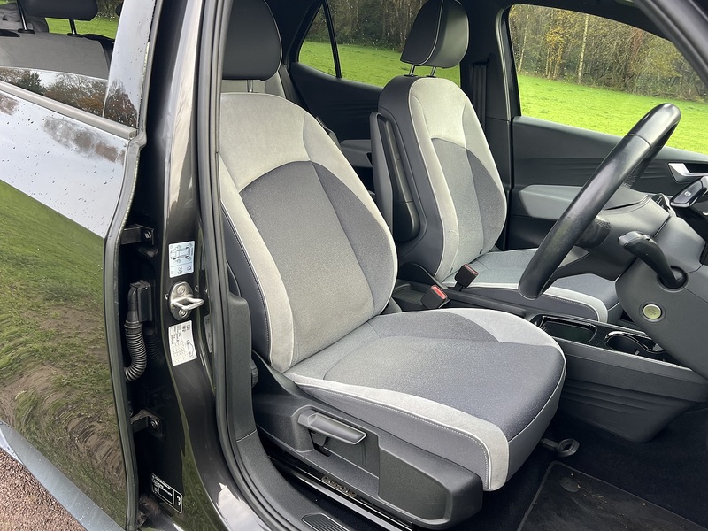 Volkswagen ID.3 Pro Performance 58kWh 1ST Edition Hatchback 5dr Electric Auto (204 ps) - U10361