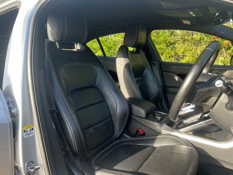 Jaguar I-PACE 400 90kWh SE SUV 5dr Electric Auto 4WD (400 ps) - U10375