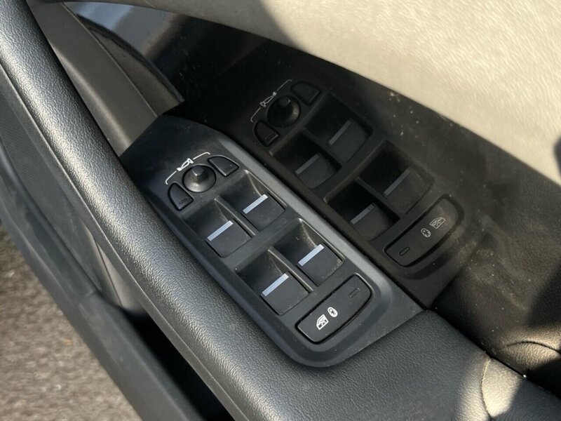 Jaguar I-PACE 400 90kWh SE SUV 5dr Electric Auto 4WD (400 ps) - U10375