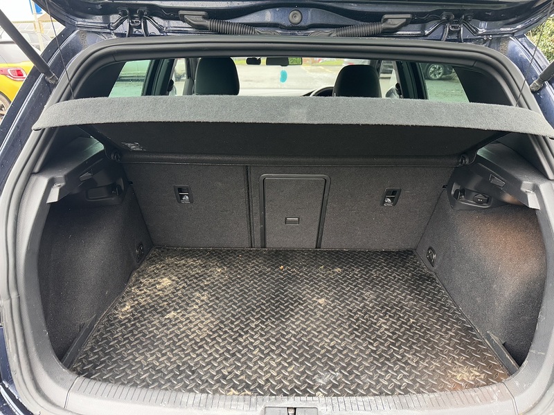 Volkswagen Golf 2.0 TDI BlueMotion Tech GTD Hatchback 5dr Diesel Manual Euro 6 (s/s) (184 ps) - U10397