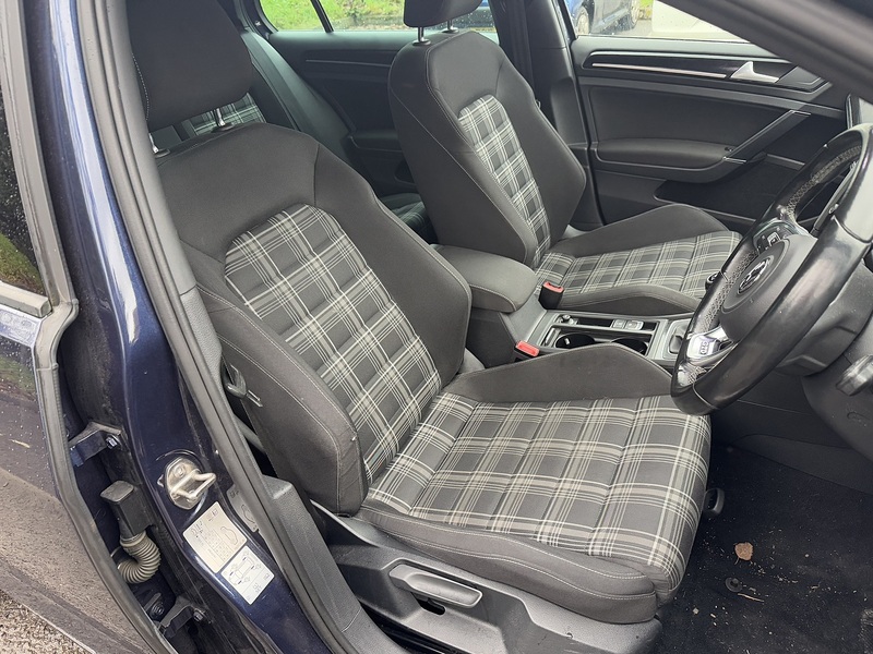 Volkswagen Golf 2.0 TDI BlueMotion Tech GTD Hatchback 5dr Diesel Manual Euro 6 (s/s) (184 ps) - U10397