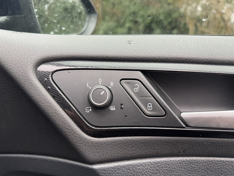 Volkswagen Golf 2.0 TDI BlueMotion Tech GTD Hatchback 5dr Diesel Manual Euro 6 (s/s) (184 ps) - U10397