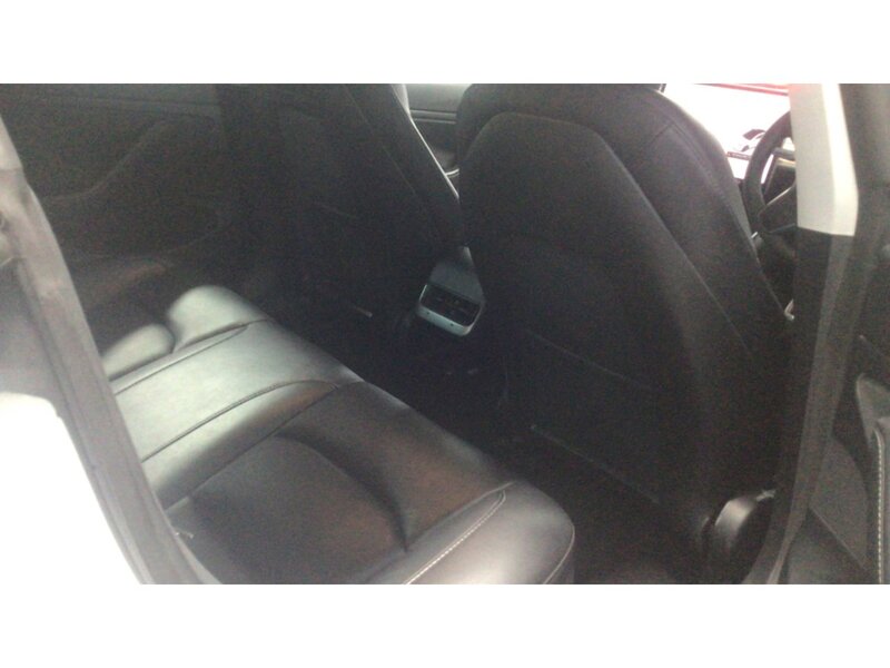 Tesla Model 3 Standard Range Plus Saloon 4dr Electric Auto RWD (241 bhp) Saloon Automatic Electric - U10404