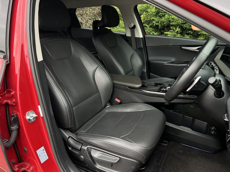 Kia EV6 77.4kWh Air Hatchback 5dr Electric Auto (225 bhp) - U10406