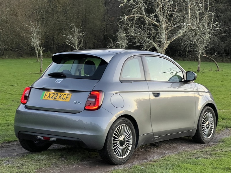 Fiat 500e 42kWh Icon Hatchback 3dr Electric Auto (118 ps) - U10415