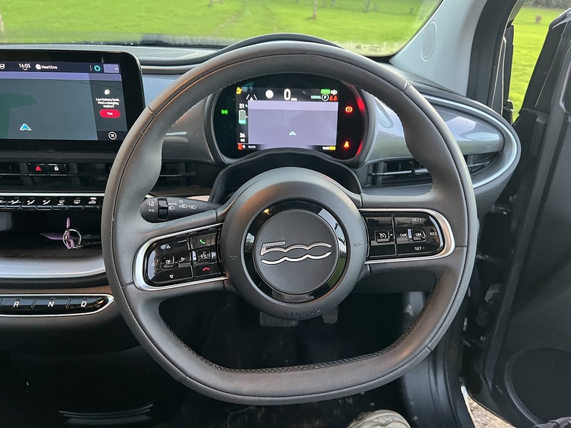 Fiat 500e 42kWh Icon Hatchback 3dr Electric Auto (118 ps) - U10415