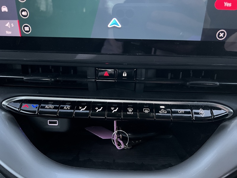 Fiat 500e 42kWh Icon Hatchback 3dr Electric Auto (118 ps) - U10415