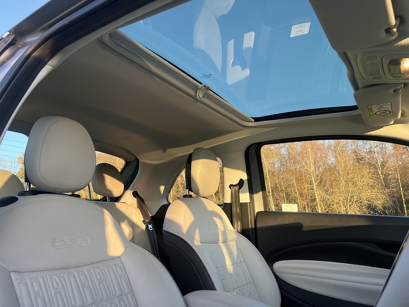 Fiat 500e 42kWh La Prima Hatchback 3dr Electric Auto (118 ps) - U10417