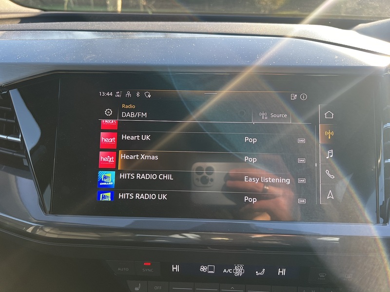 Audi Q4 e-tron 40 S line SUV 5dr Electric Auto 82kWh (204 ps) SUV Automatic Electric - U10436