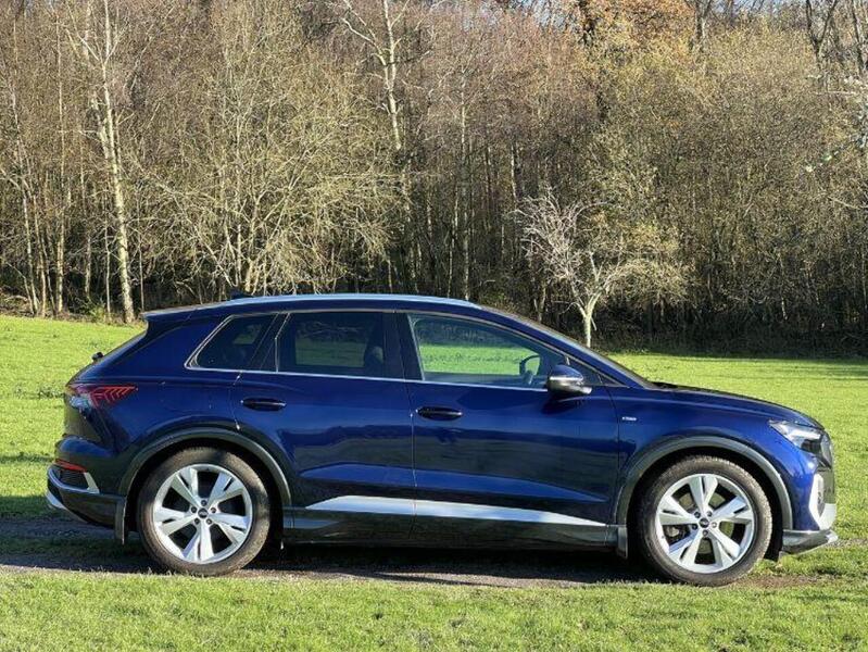 Audi Q4 e-tron 40 S line SUV 5dr Electric Auto 82kWh (204 ps) SUV Automatic Electric - U10436