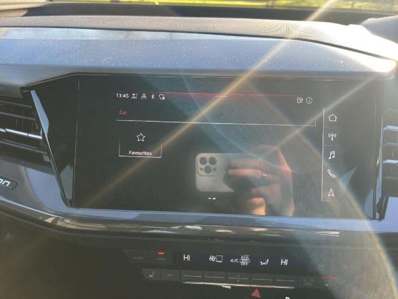 Audi Q4 e-tron 40 S line SUV 5dr Electric Auto 82kWh (204 ps) SUV Automatic Electric - U10436