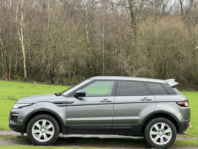 Land Rover Range Rover Evoque 2.0 eD4 SE Tech SUV 5dr Diesel Manual FWD Euro 6 (s/s) (150 ps) - U10453