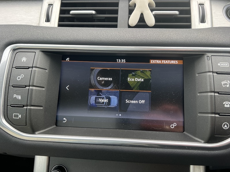 Land Rover Range Rover Evoque 2.0 eD4 SE Tech SUV 5dr Diesel Manual FWD Euro 6 (s/s) (150 ps) - U10453