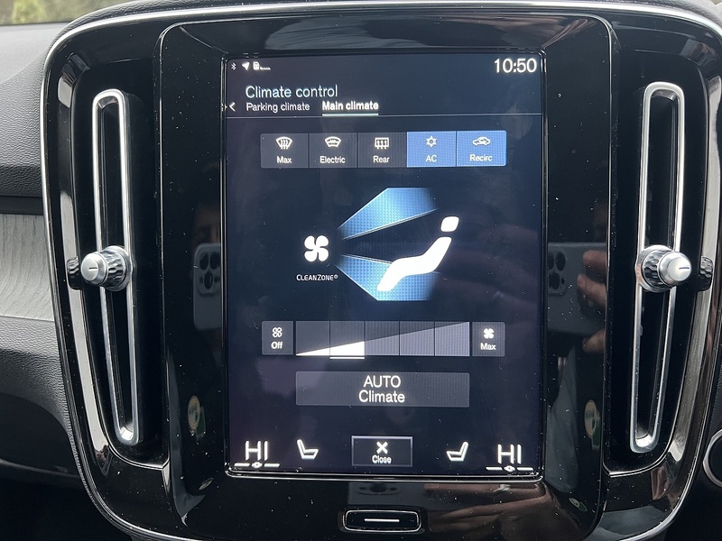 Volvo XC40 1.5h T5 Twin Engine Recharge 10.7kWh Inscription Pro SUV 5dr Petrol Plug-in Hybrid Auto Euro 6 (s/s) - U10461