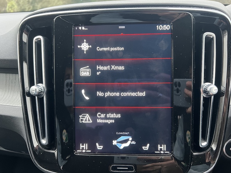 Volvo XC40 1.5h T5 Twin Engine Recharge 10.7kWh Inscription Pro SUV 5dr Petrol Plug-in Hybrid Auto Euro 6 (s/s) - U10461