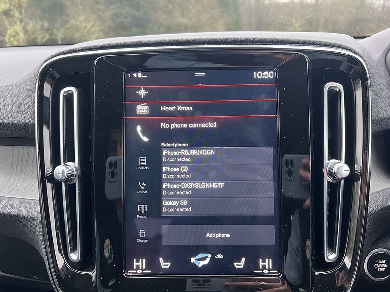 Volvo XC40 1.5h T5 Twin Engine Recharge 10.7kWh Inscription Pro SUV 5dr Petrol Plug-in Hybrid Auto Euro 6 (s/s) - U10461