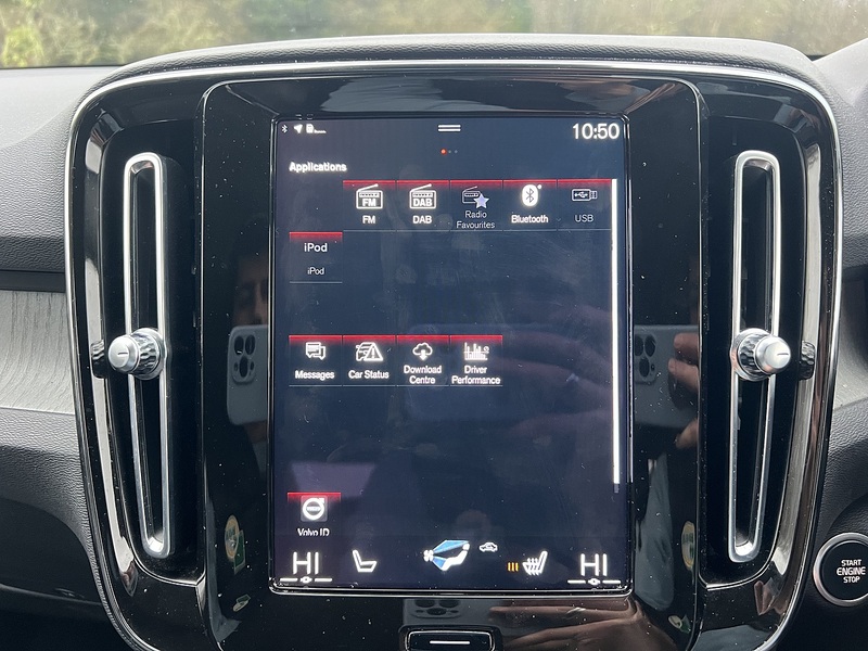 Volvo XC40 1.5h T5 Twin Engine Recharge 10.7kWh Inscription Pro SUV 5dr Petrol Plug-in Hybrid Auto Euro 6 (s/s) - U10461