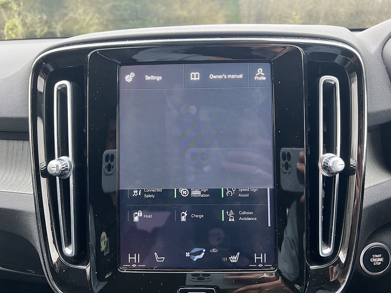 Volvo XC40 1.5h T5 Twin Engine Recharge 10.7kWh Inscription Pro SUV 5dr Petrol Plug-in Hybrid Auto Euro 6 (s/s) - U10461