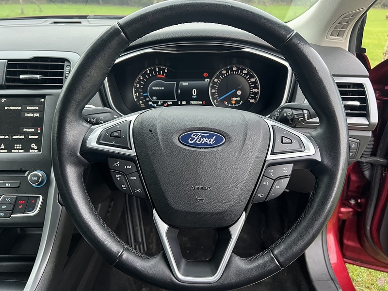 Ford Mondeo 1.5 TDCi ECOnetic Titanium Estate 5dr Diesel Manual Euro 6 (s/s) (120 ps) - U10462
