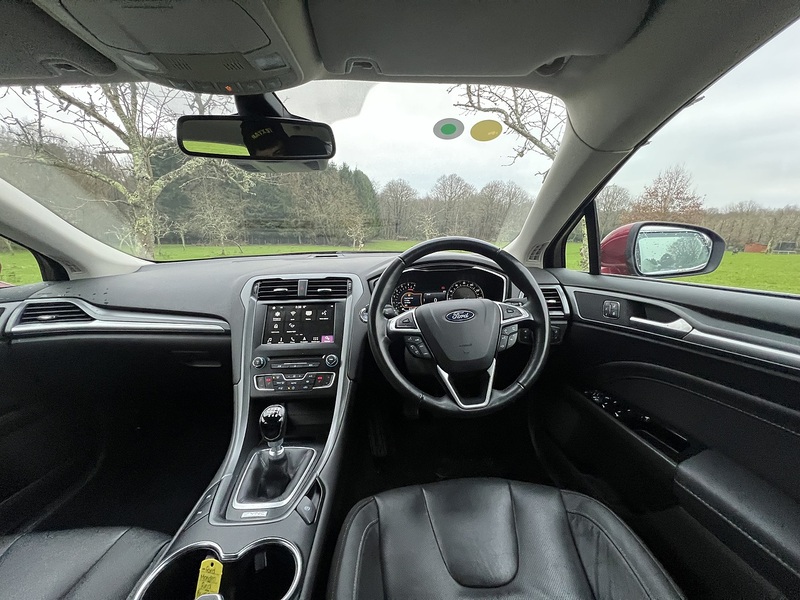 Ford Mondeo 1.5 TDCi ECOnetic Titanium Estate 5dr Diesel Manual Euro 6 (s/s) (120 ps) - U10462