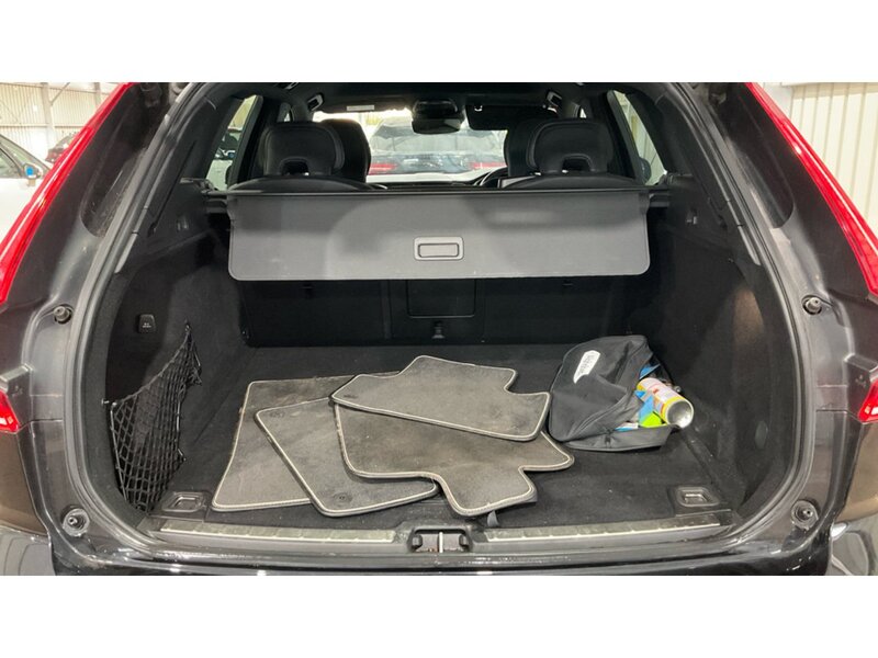 Volvo XC60 2.0 D4 R-Design SUV 5dr Diesel Auto Euro 6 (s/s) (190 ps) - U10466