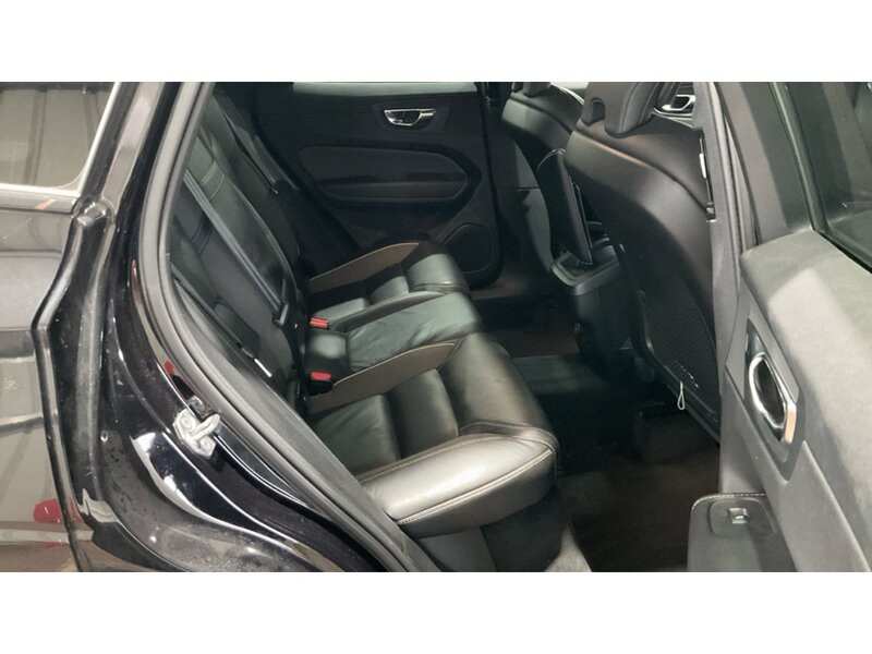 Volvo XC60 2.0 D4 R-Design SUV 5dr Diesel Auto Euro 6 (s/s) (190 ps) - U10466