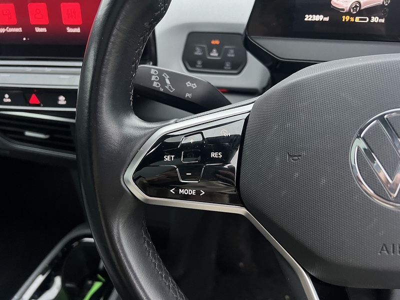 Volkswagen ID.3 Pro Performance 58kWh Family Hatchback 5dr Electric Auto (204 ps) - U10474