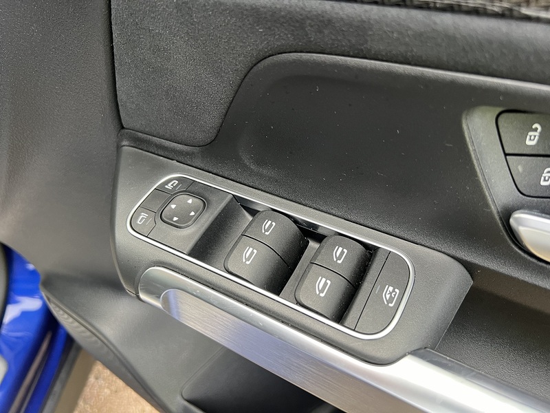 Mercedes-Benz GLB 1.3 GLB200 AMG Line SUV 5dr Petrol 7G-DCT Euro 6 (s/s) (163 ps) - U10477