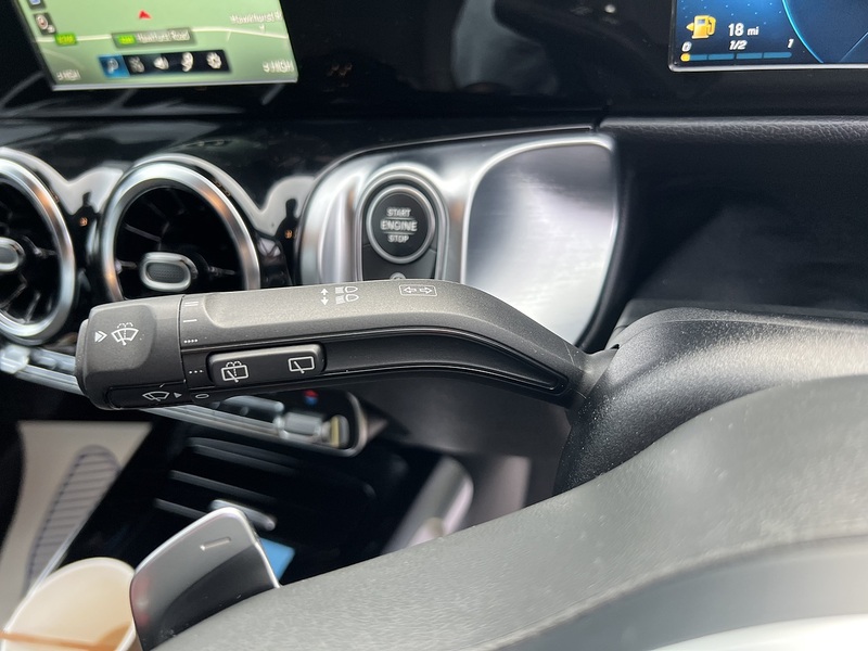 Mercedes-Benz GLB 1.3 GLB200 AMG Line SUV 5dr Petrol 7G-DCT Euro 6 (s/s) (163 ps) - U10477