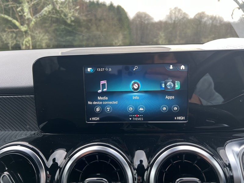 Mercedes-Benz GLB 1.3 GLB200 AMG Line SUV 5dr Petrol 7G-DCT Euro 6 (s/s) (163 ps) - U10477