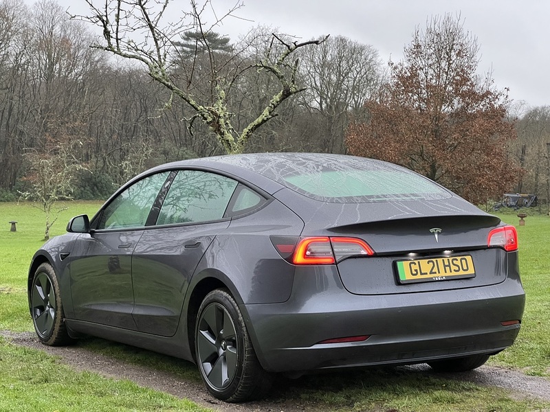 Tesla Model 3 Standard Range Plus Saloon 4dr Electric Auto RWD (241 bhp) - U10478