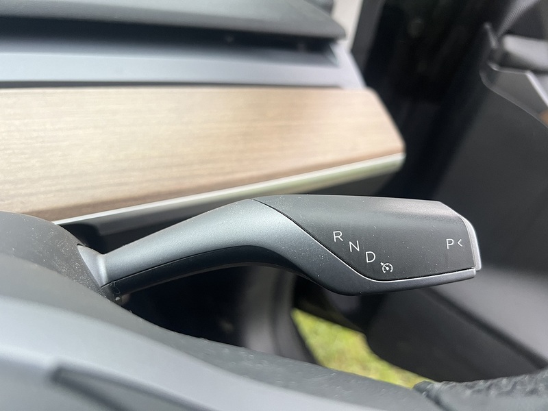 Tesla Model 3 Standard Range Plus Saloon 4dr Electric Auto RWD (241 bhp) - U10478