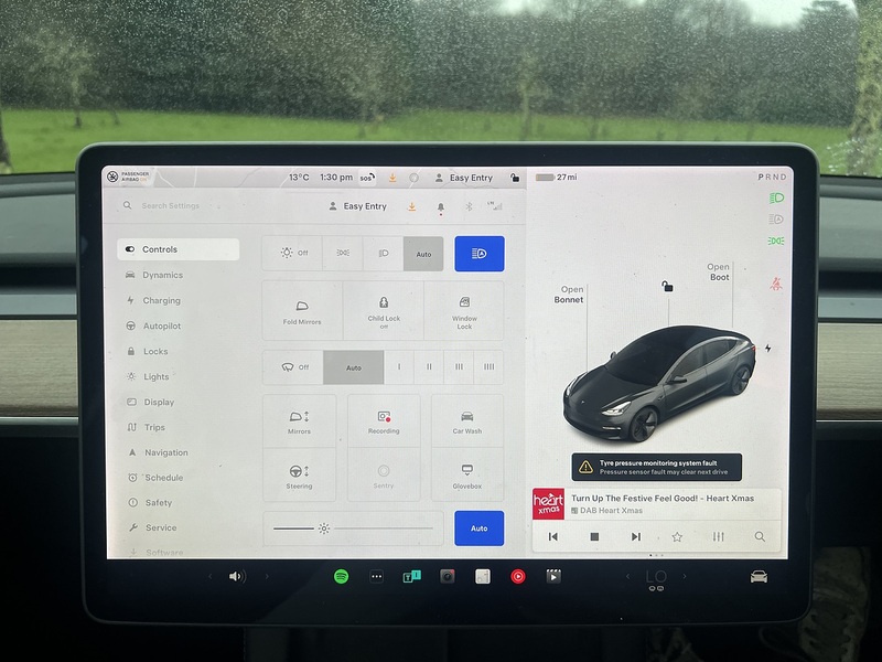 Tesla Model 3 Standard Range Plus Saloon 4dr Electric Auto RWD (241 bhp) - U10478