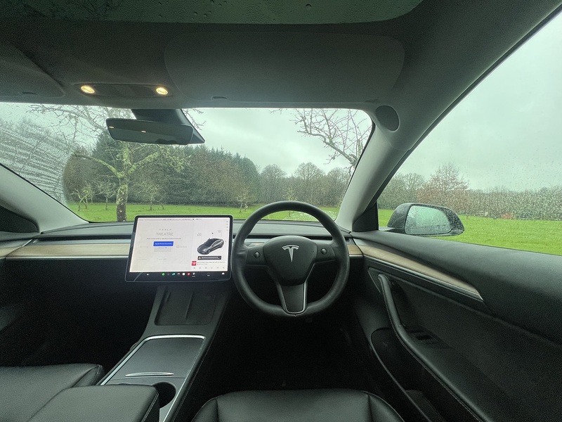 Tesla Model 3 Standard Range Plus Saloon 4dr Electric Auto RWD (241 bhp) - U10478