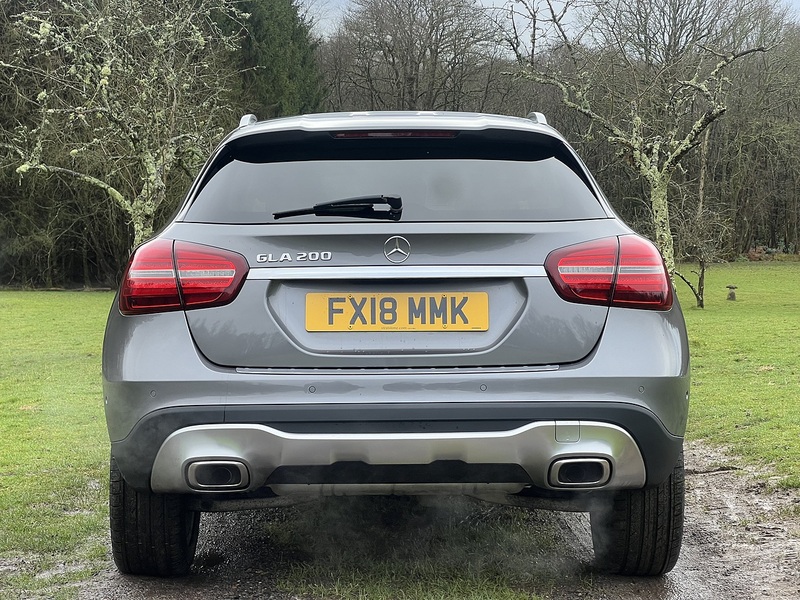 Mercedes-Benz GLA 1.6 GLA200 Sport (Premium Plus) SUV 5dr Petrol Manual Euro 6 (s/s) (156 ps) - U10480