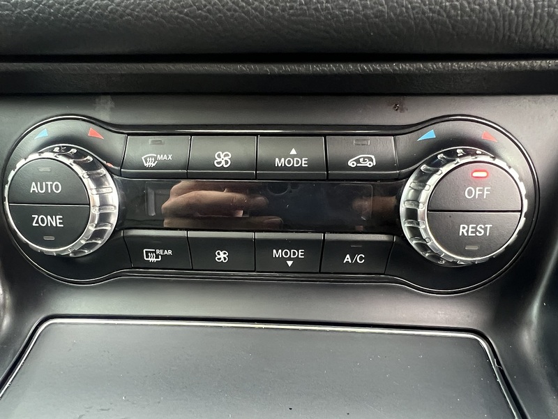 Mercedes-Benz GLA 1.6 GLA200 Sport (Premium Plus) SUV 5dr Petrol Manual Euro 6 (s/s) (156 ps) - U10480