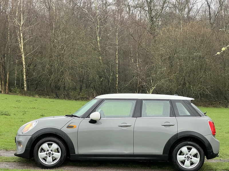 MINI Hatch 1.5 Cooper Hatchback 5dr Petrol Manual Euro 6 (s/s) (136 ps) - U10481